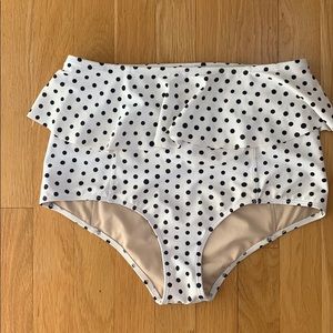 EUC Kortni Jeane peplum bottoms